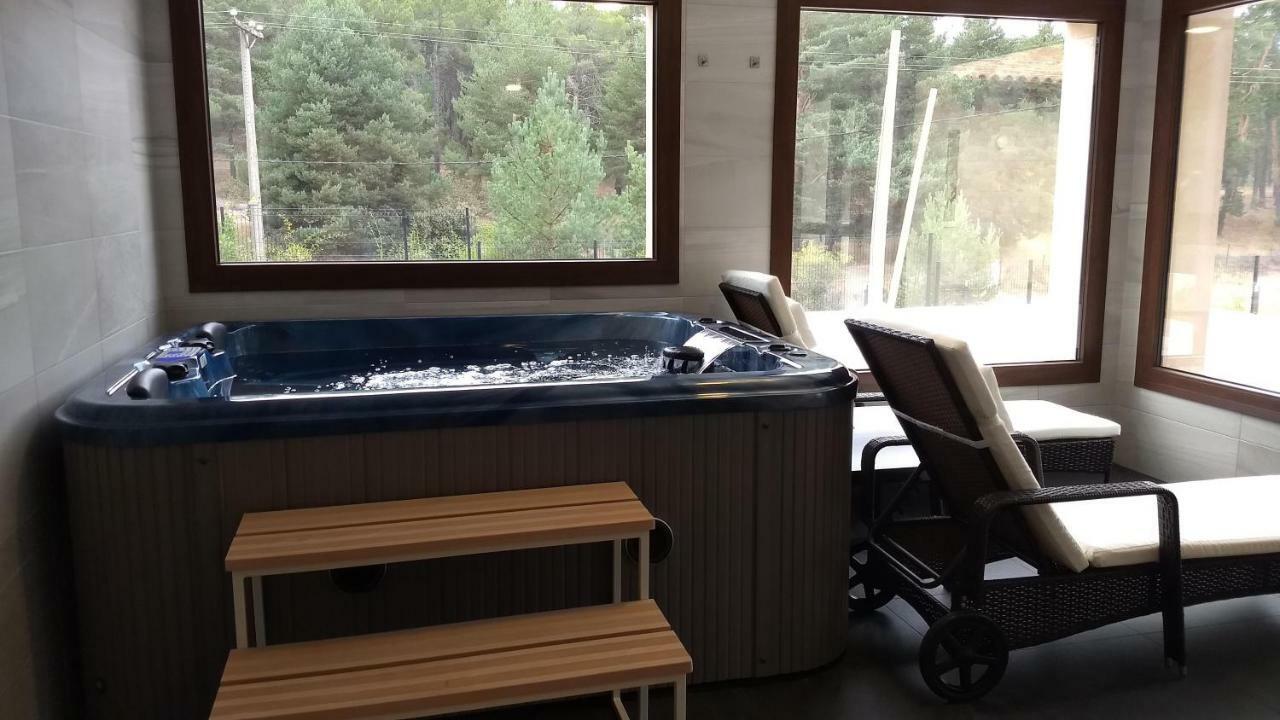 Hotel Rural El Nido De Pinares Навалено Екстериор снимка